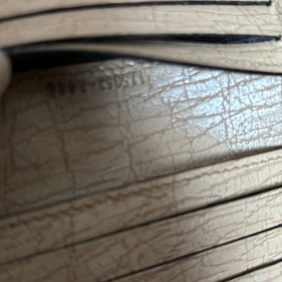 Gucci wallet - Picture 6 of 11